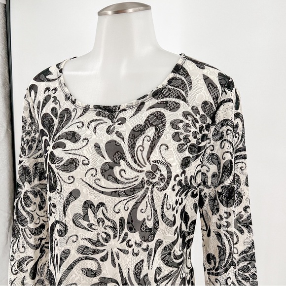 Chicos Travelers Baroque Lace Fringe TOP Black/Ecrue Paisley NWT - Picture 2 of 7